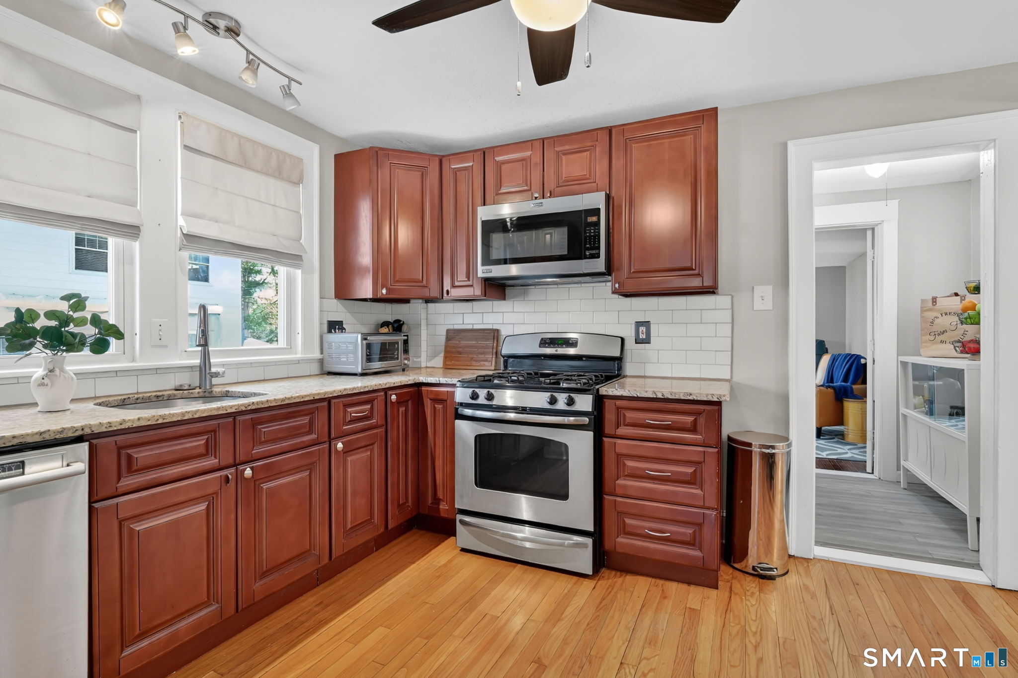 31 Somerset Street Wethersfield CT 06109