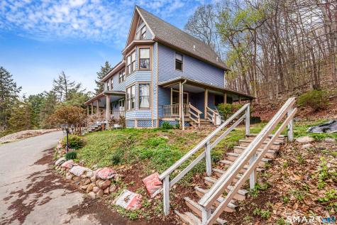 45 Carmel Road Bethany CT 06524