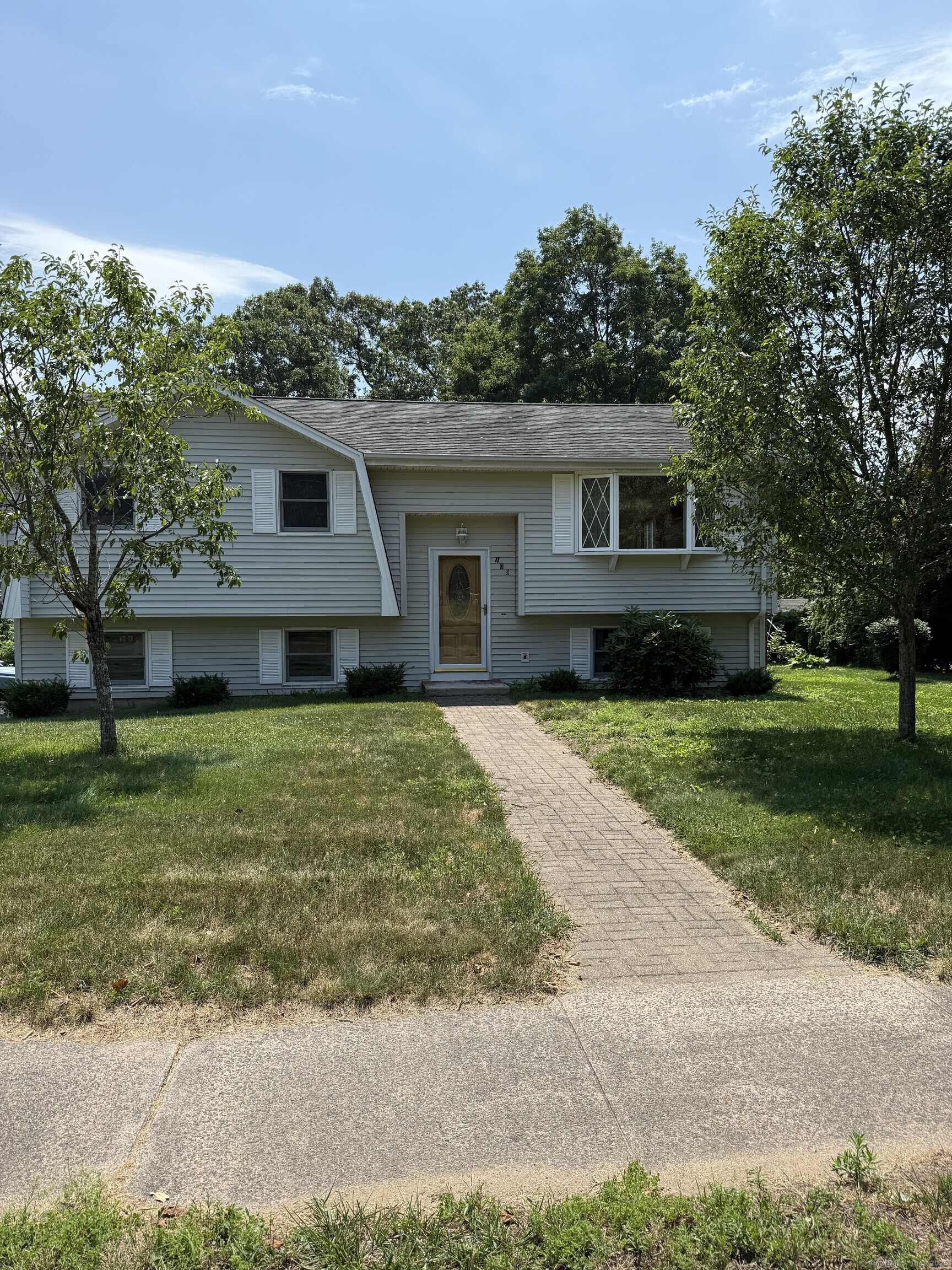 109 Ashley Road Bristol CT 06010