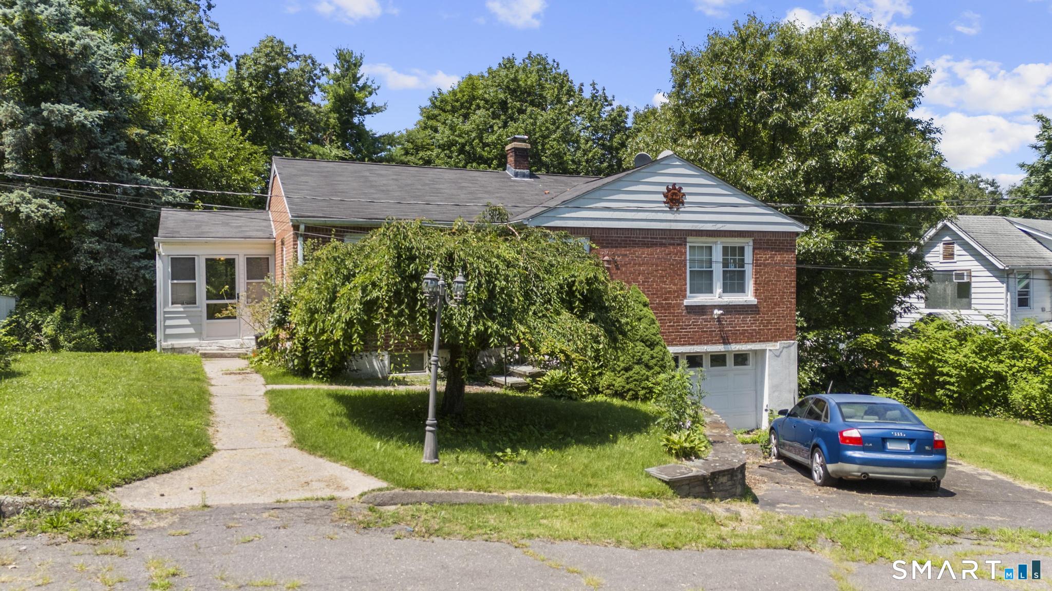 33 Garrassino Place Waterbury CT 06706