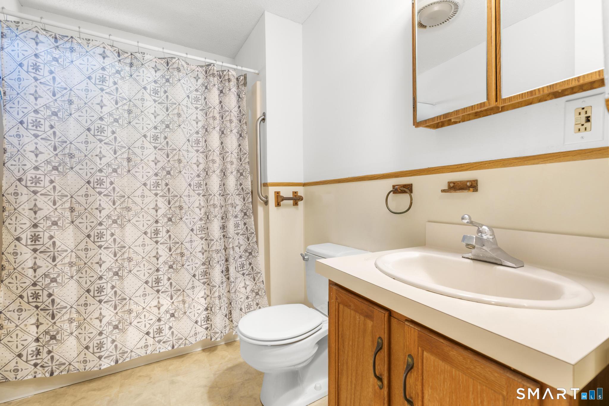 33 Garrassino Place Waterbury CT 06706