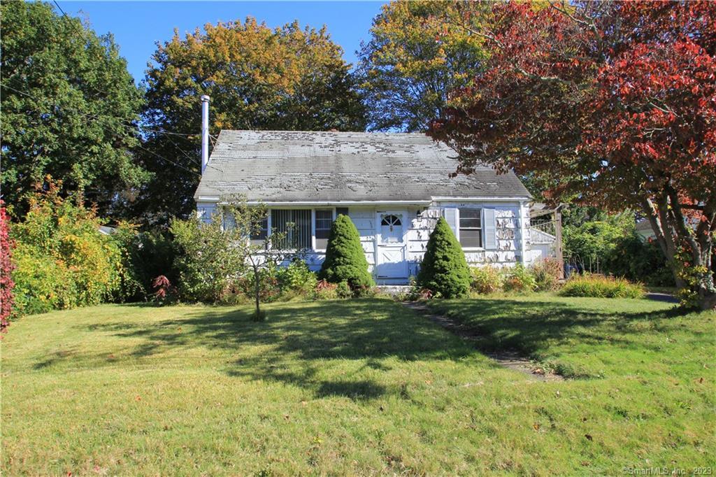 20 Brill Avenue Waterford CT 06385