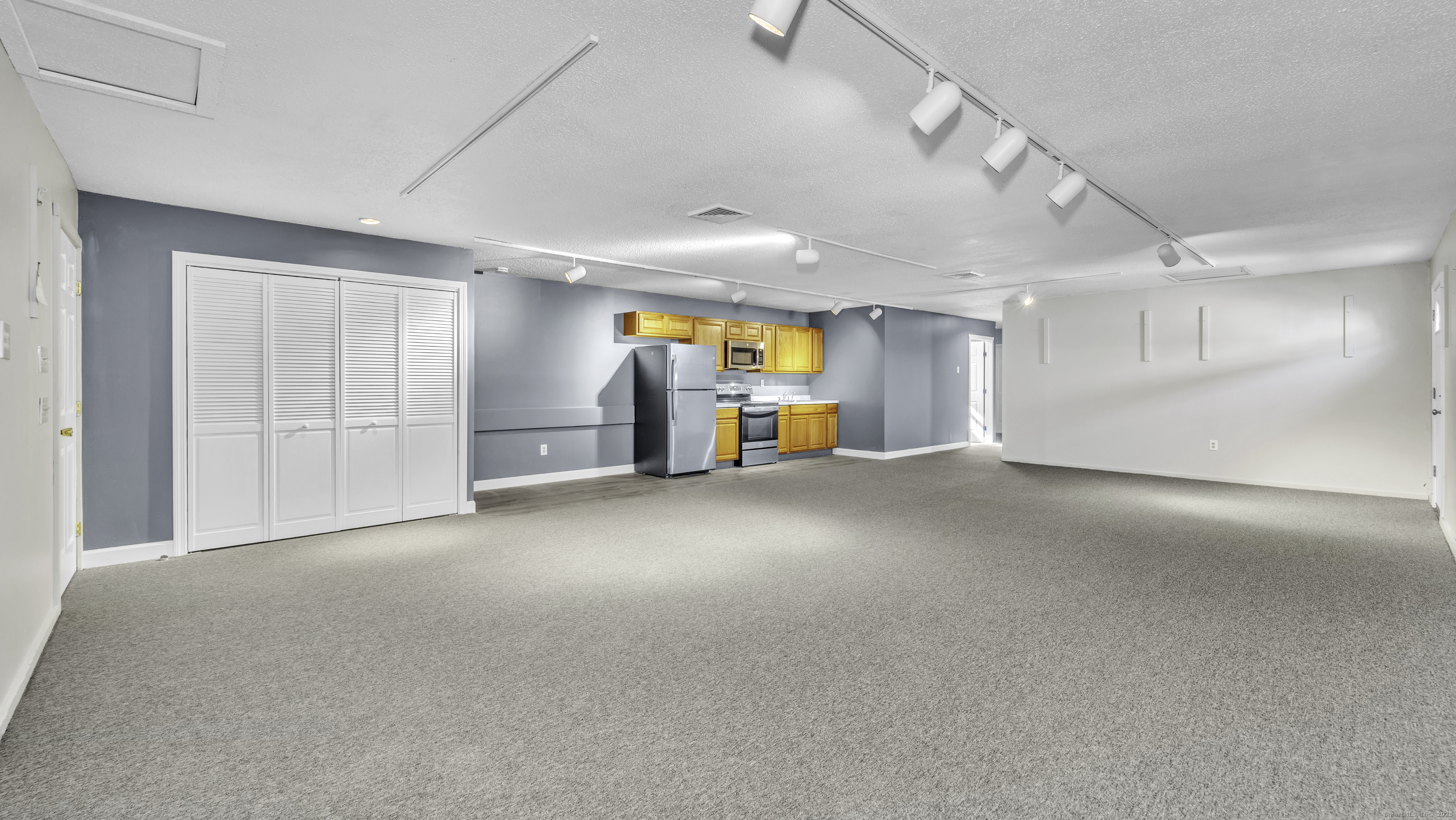 224 Hartford Turnpike Tolland CT 06084