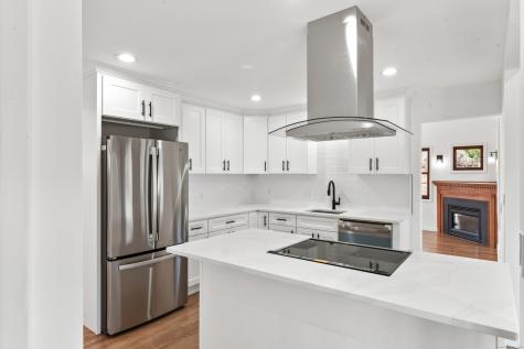 3 Daves Lane Newtown CT 06470