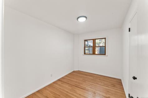 3 Daves Lane Newtown CT 06470