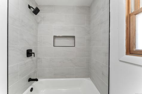 3 Daves Lane Newtown CT 06470