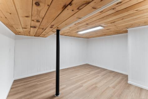 3 Daves Lane Newtown CT 06470