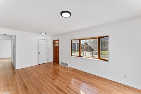 3 Daves Lane Newtown CT 06470