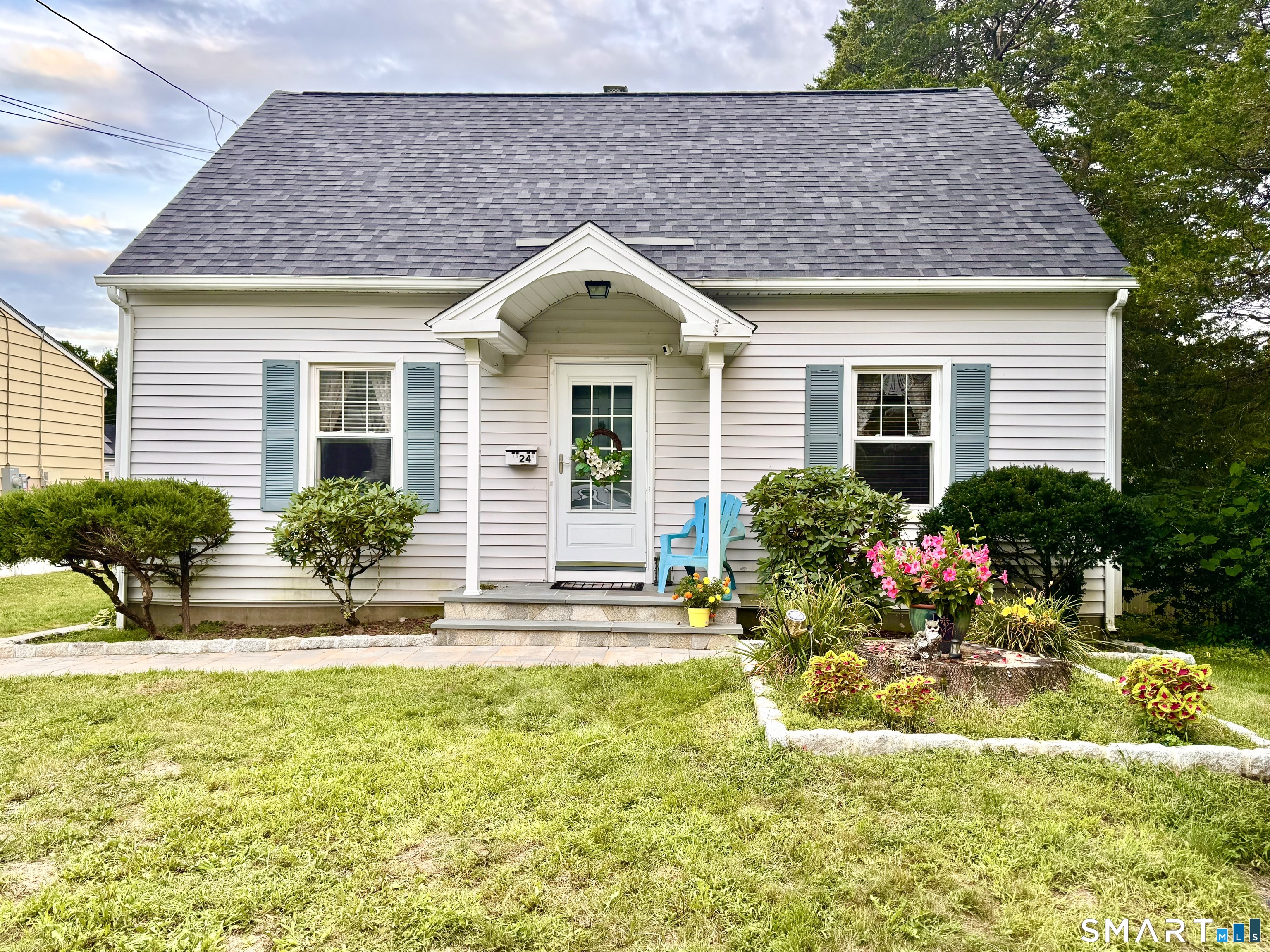 24 Russell Street Naugatuck CT 06770