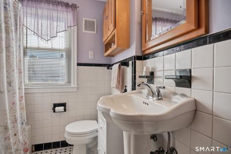24 Russell Street Naugatuck CT 06770