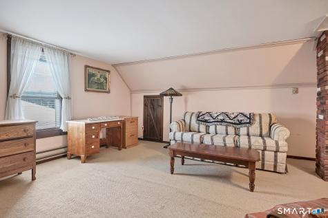 24 Russell Street Naugatuck CT 06770