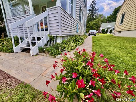 24 Russell Street Naugatuck CT 06770