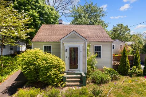 131 Grandview Avenue Hamden CT 06514