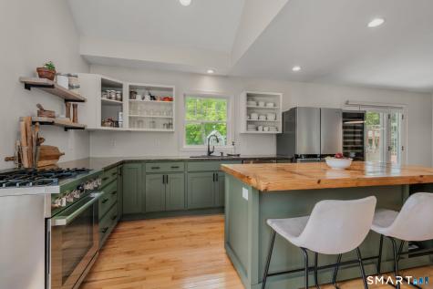37 Stanton Lane Stonington CT 06379