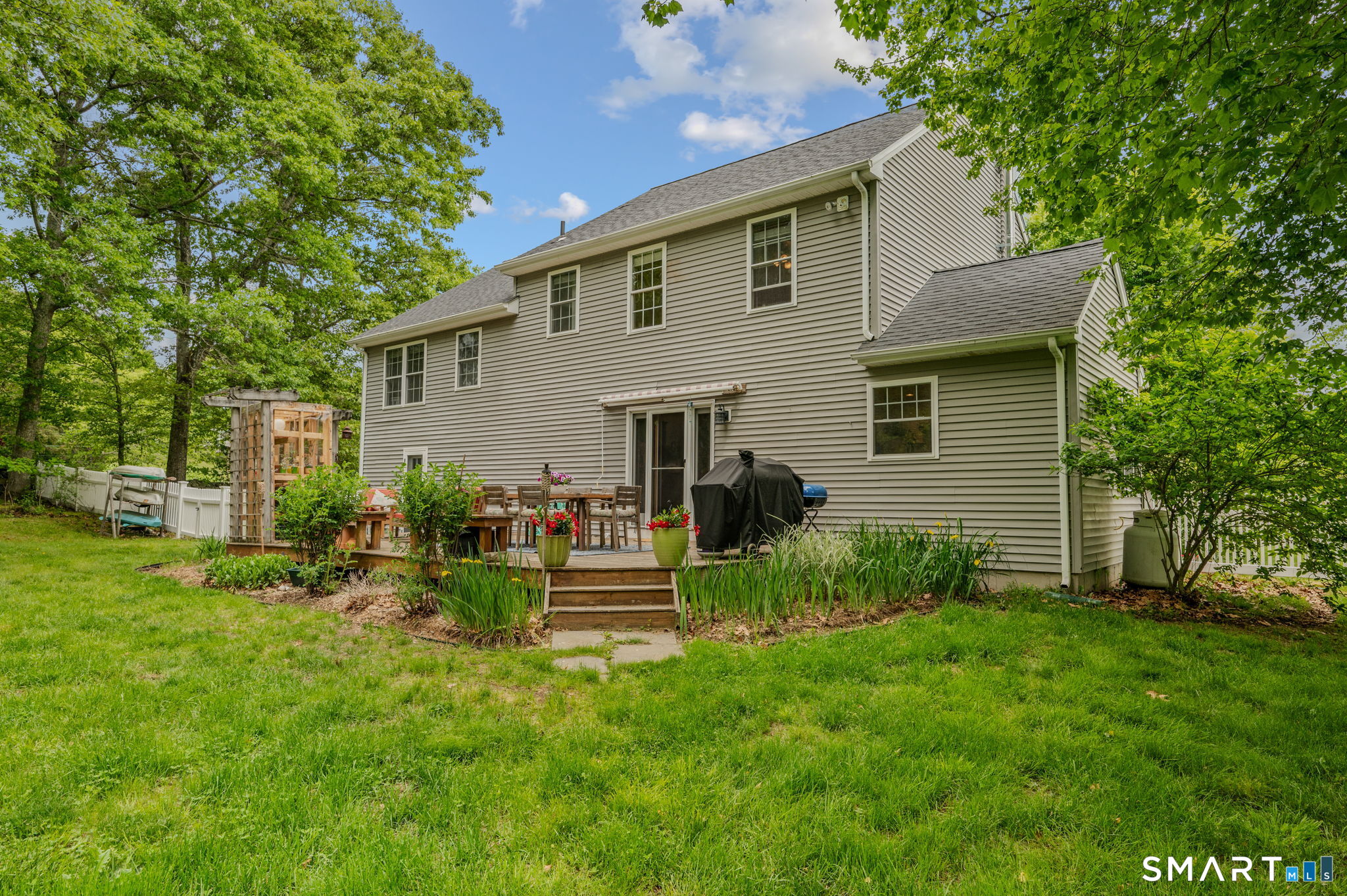 37 Stanton Lane Stonington CT 06379