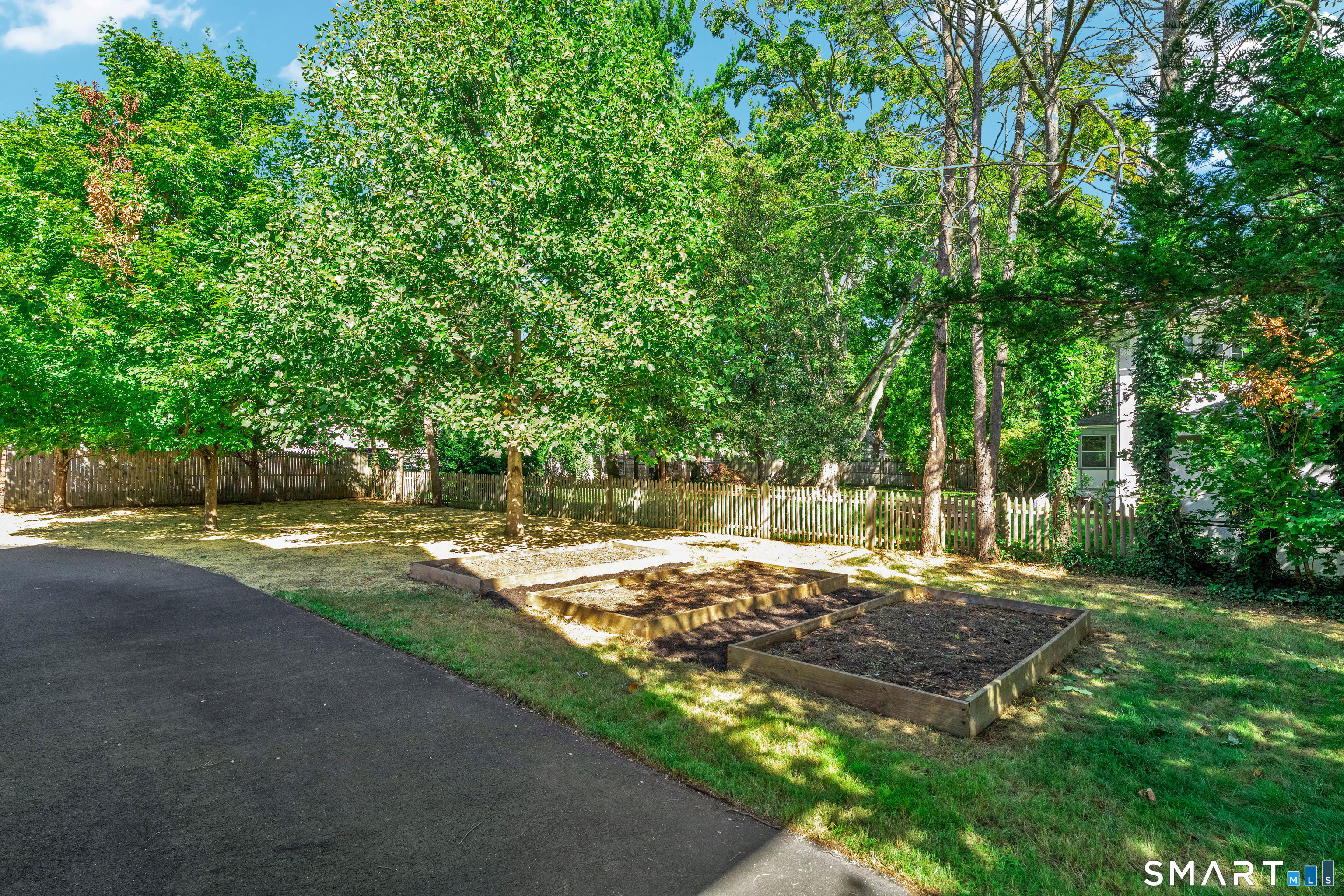 352 Mckinley Avenue New Haven CT 06405