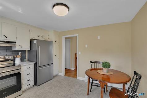 35 Parkwood Drive East Hartford CT 06118