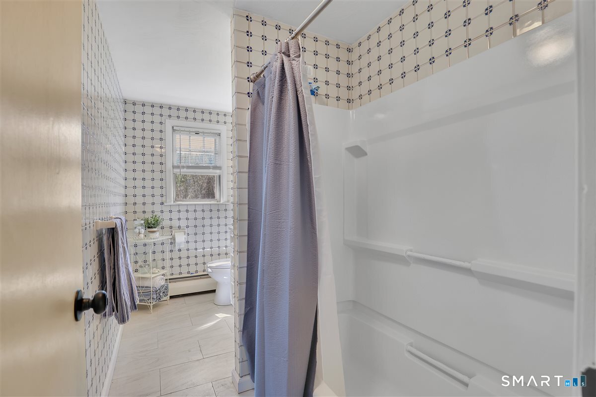 35 Parkwood Drive East Hartford CT 06118