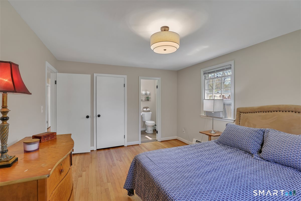 35 Parkwood Drive East Hartford CT 06118