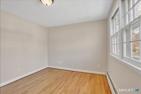 35 Parkwood Drive East Hartford CT 06118