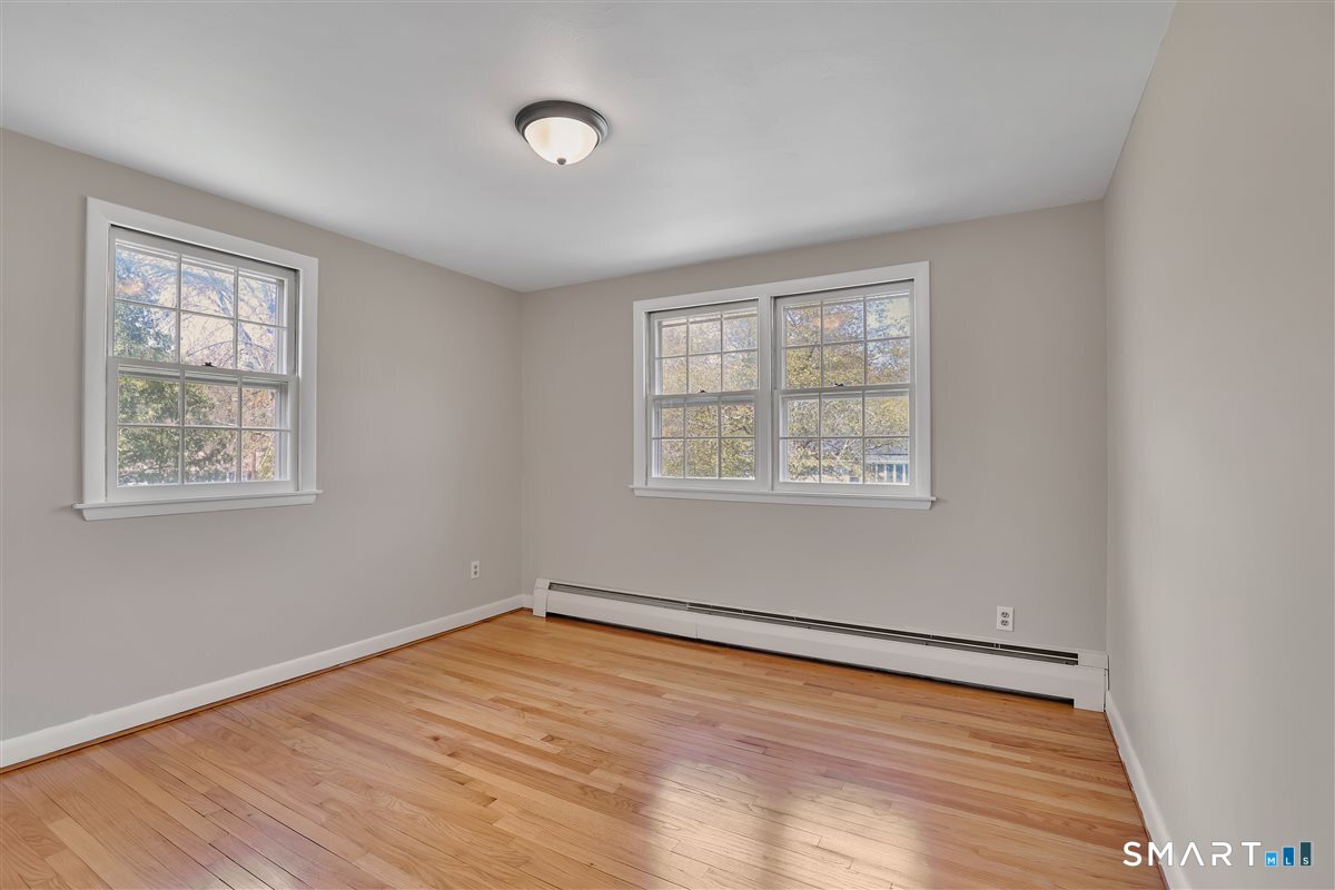 35 Parkwood Drive East Hartford CT 06118