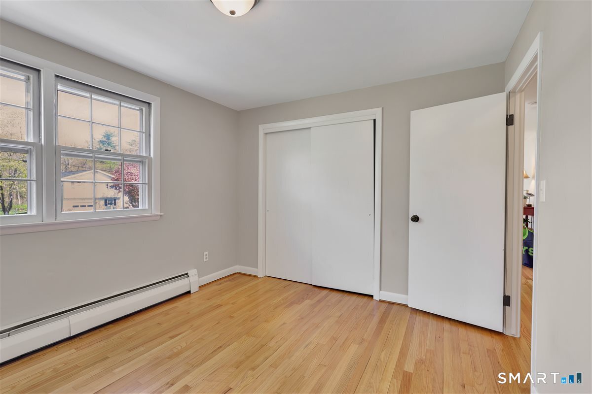 35 Parkwood Drive East Hartford CT 06118