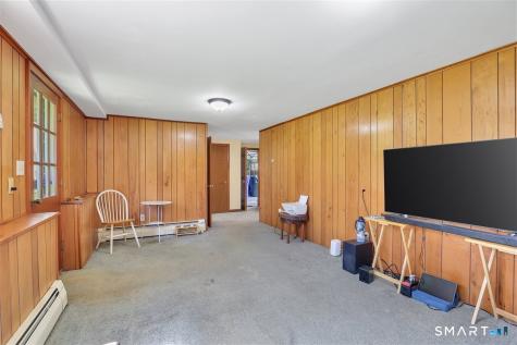 35 Parkwood Drive East Hartford CT 06118