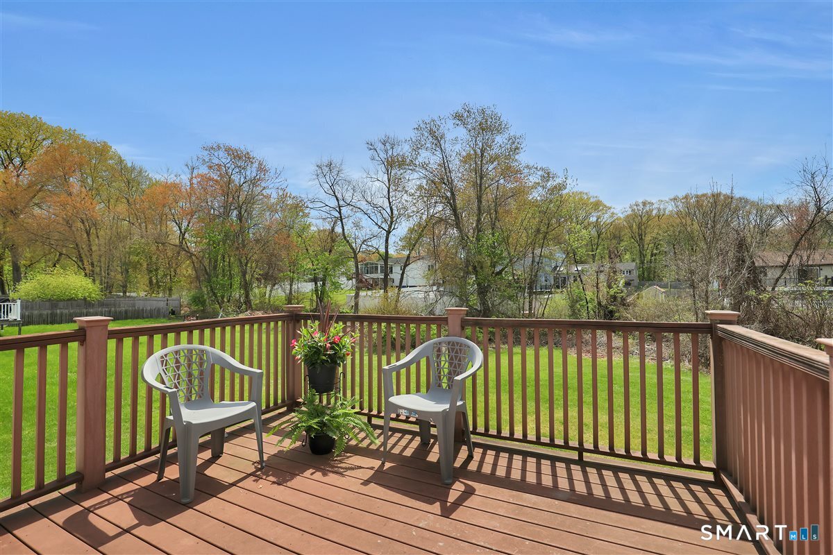 35 Parkwood Drive East Hartford CT 06118