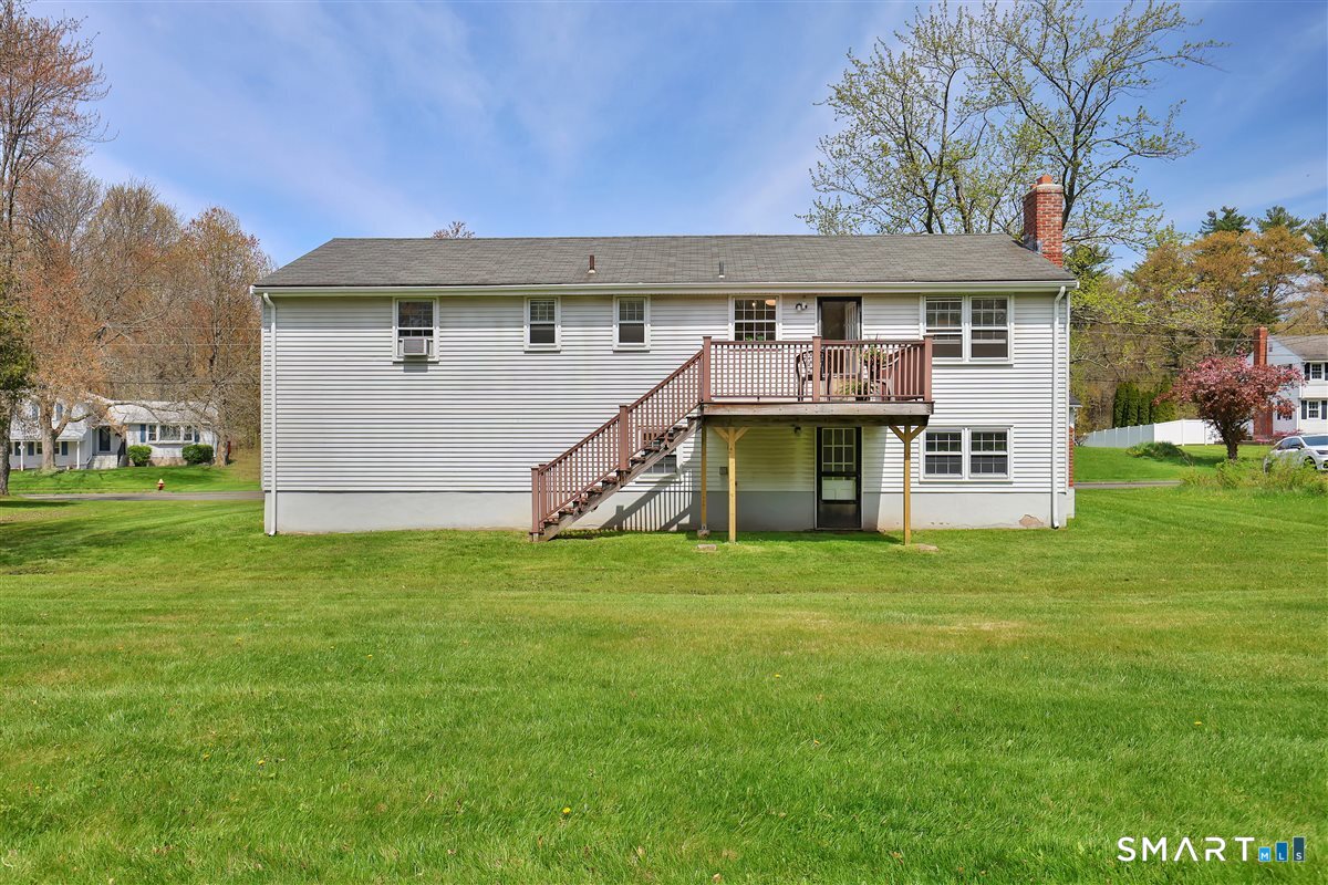 35 Parkwood Drive East Hartford CT 06118
