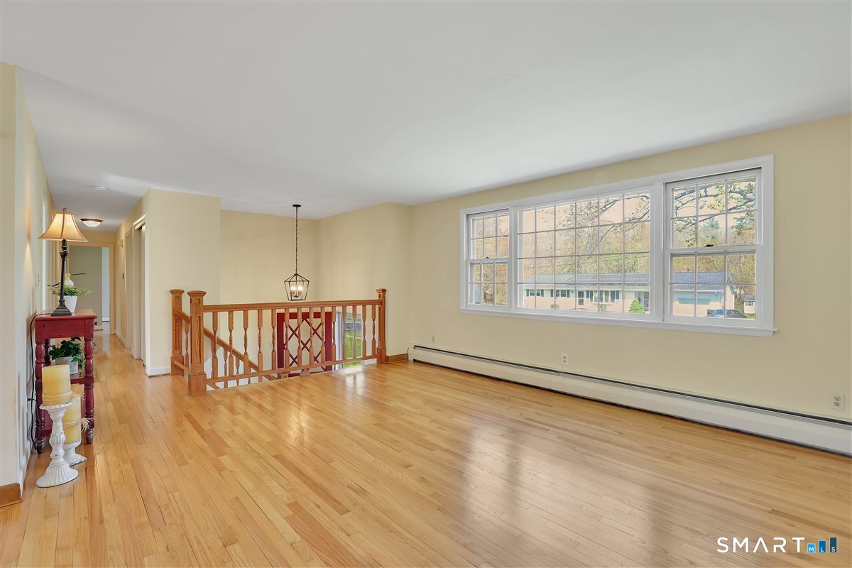 35 Parkwood Drive East Hartford CT 06118