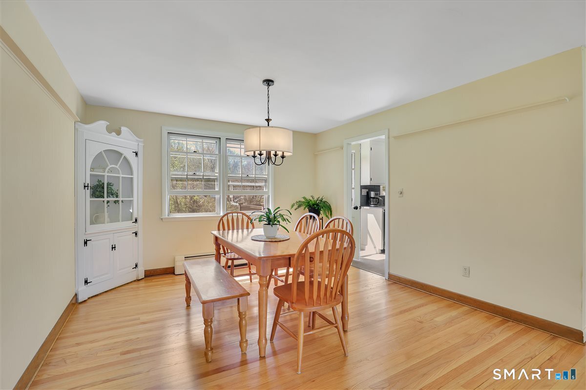 35 Parkwood Drive East Hartford CT 06118