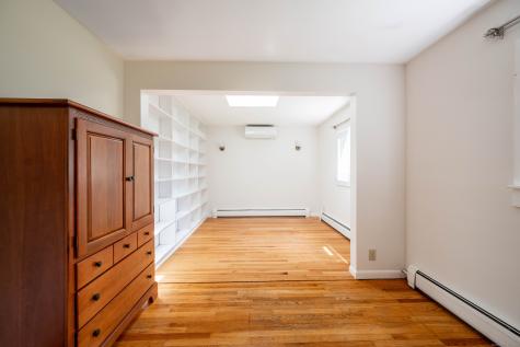 25 Old Middle Road Brookfield CT 06804