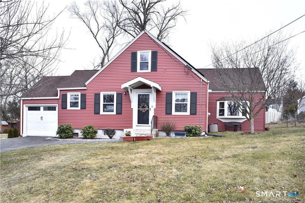 32 Barton Circle North Haven CT 06473