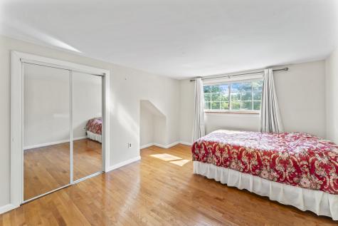18 Glover Avenue Newtown CT 06470