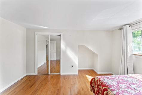 18 Glover Avenue Newtown CT 06470