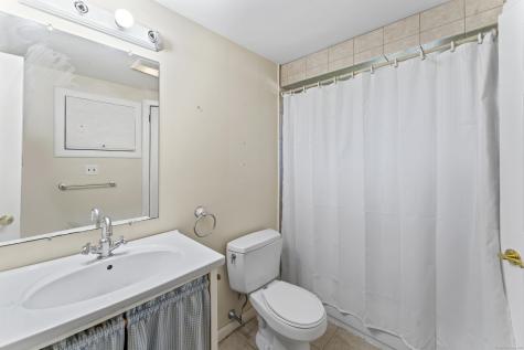 18 Glover Avenue Newtown CT 06470