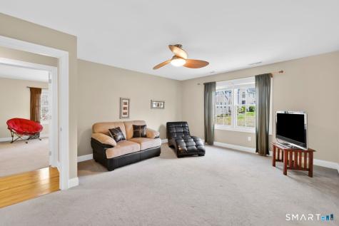1 Bramble Trail Newtown CT 06470
