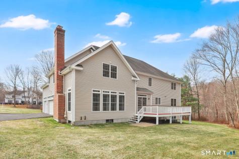 1 Bramble Trail Newtown CT 06470