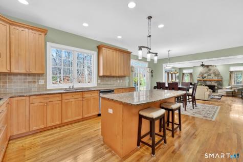 1 Bramble Trail Newtown CT 06470
