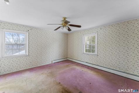 32 Brentwood Drive Bloomfield CT 06002