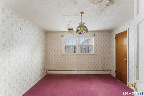 32 Brentwood Drive Bloomfield CT 06002