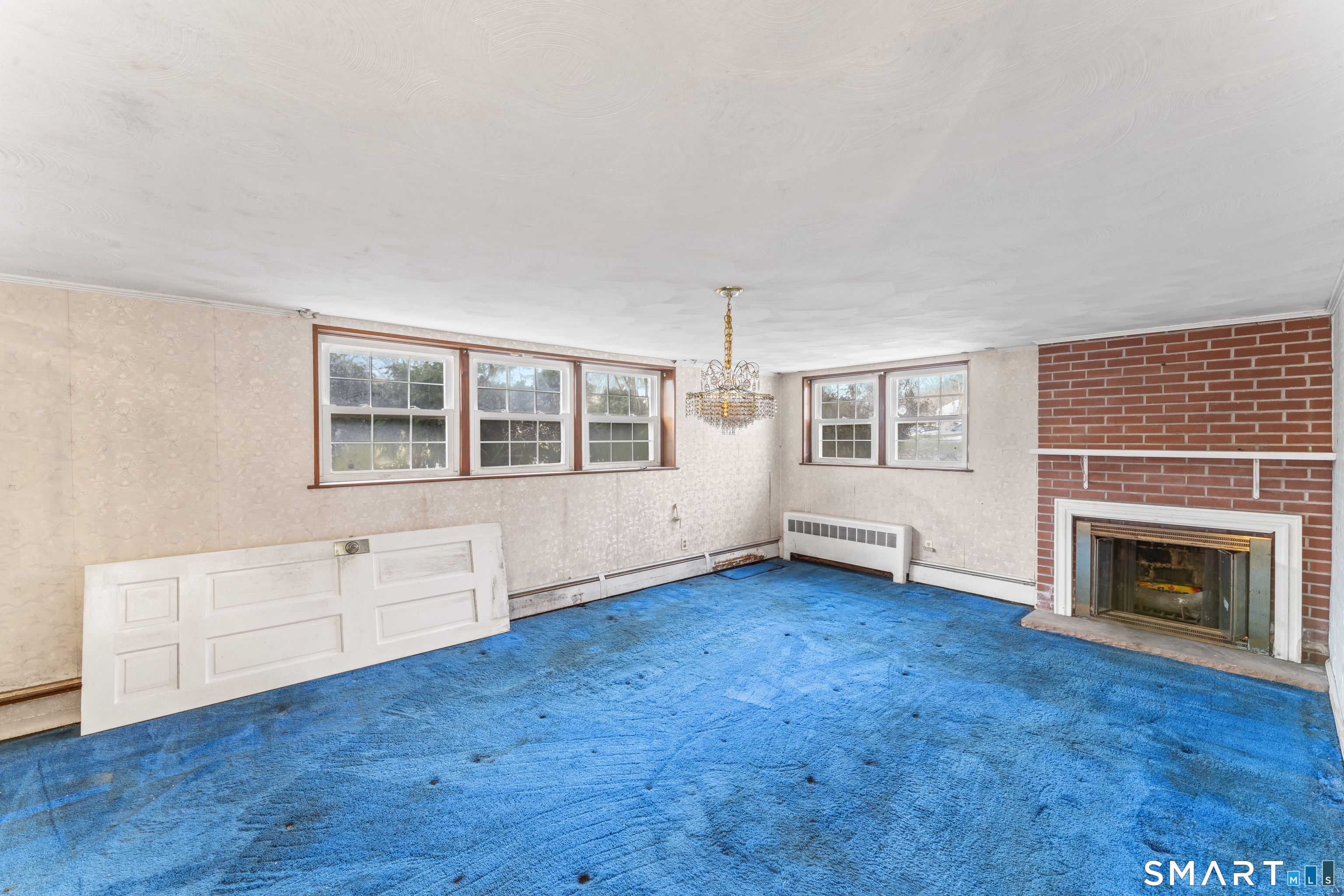 32 Brentwood Drive Bloomfield CT 06002