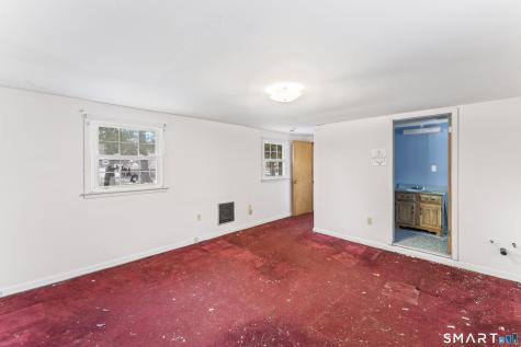 32 Brentwood Drive Bloomfield CT 06002