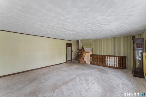 32 Brentwood Drive Bloomfield CT 06002