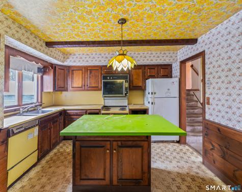 32 Brentwood Drive Bloomfield CT 06002