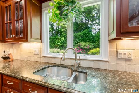 274 Valleyview Road Fairfield CT 06824