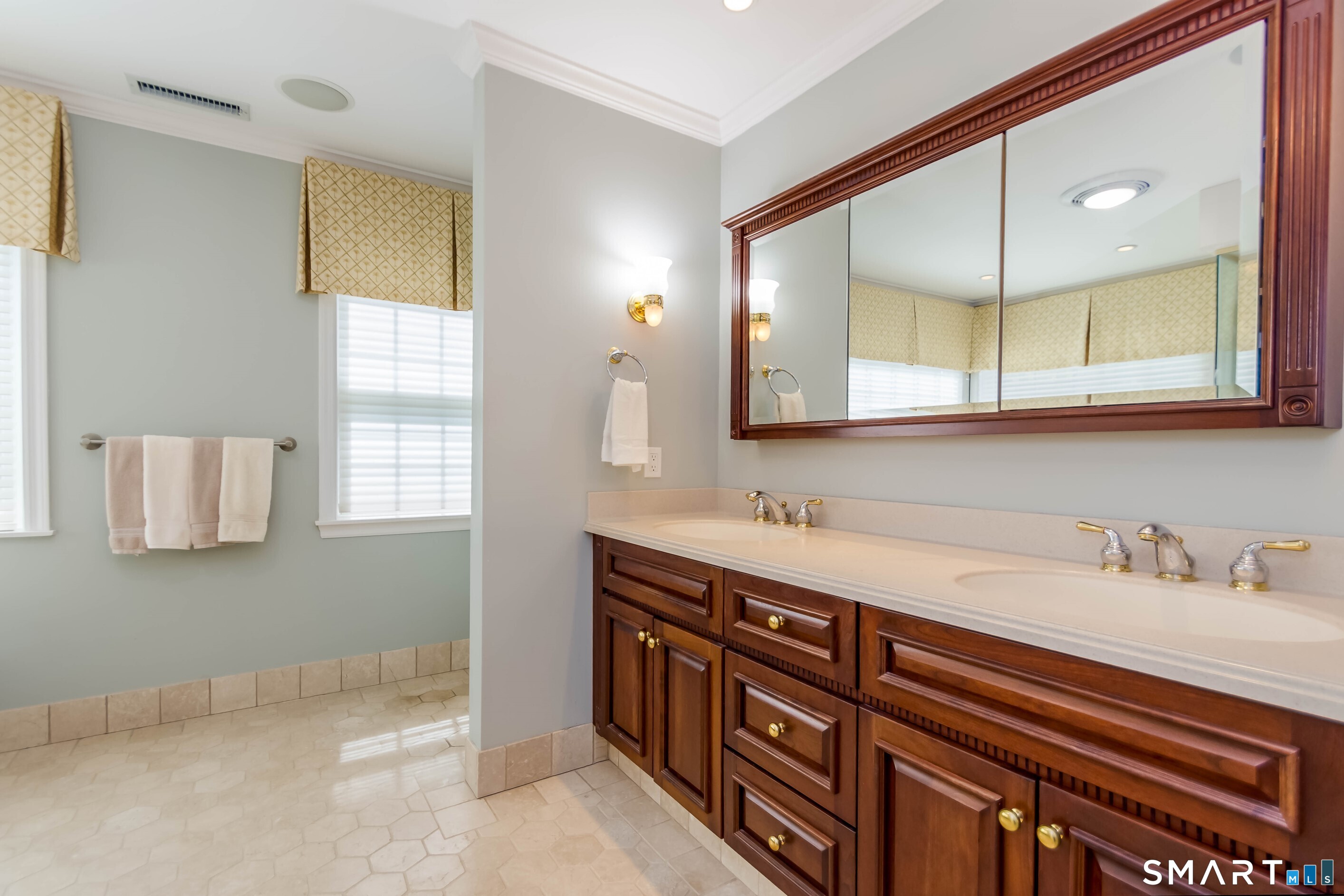 274 Valleyview Road Fairfield CT 06824