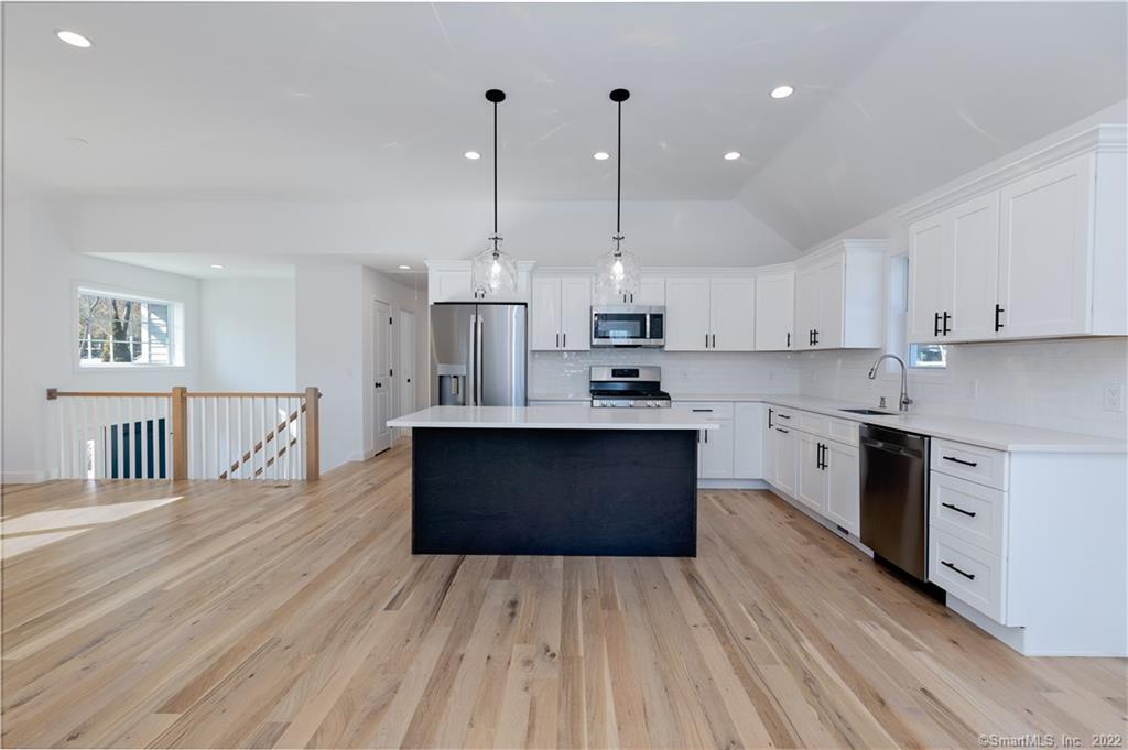 47 Meadowbrook Road Danbury CT 06811
