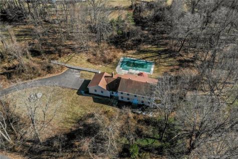 3 Dorset Lane Brookfield CT 06804