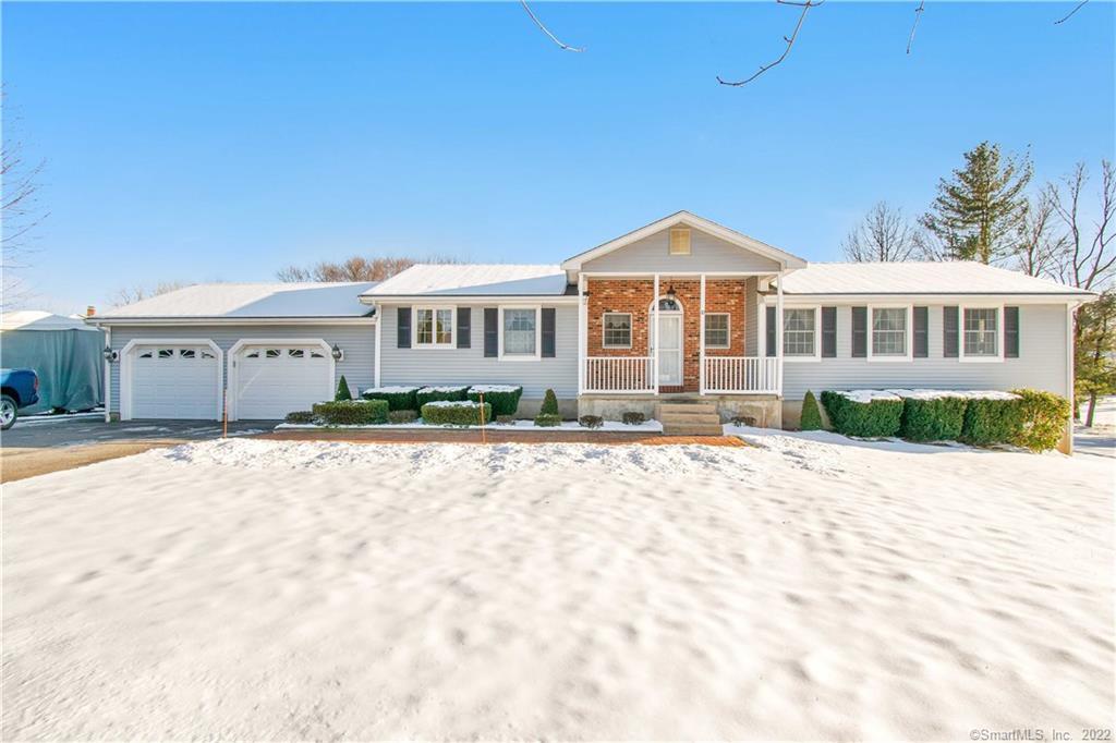 10 Hayfield Circle Enfield CT 06082